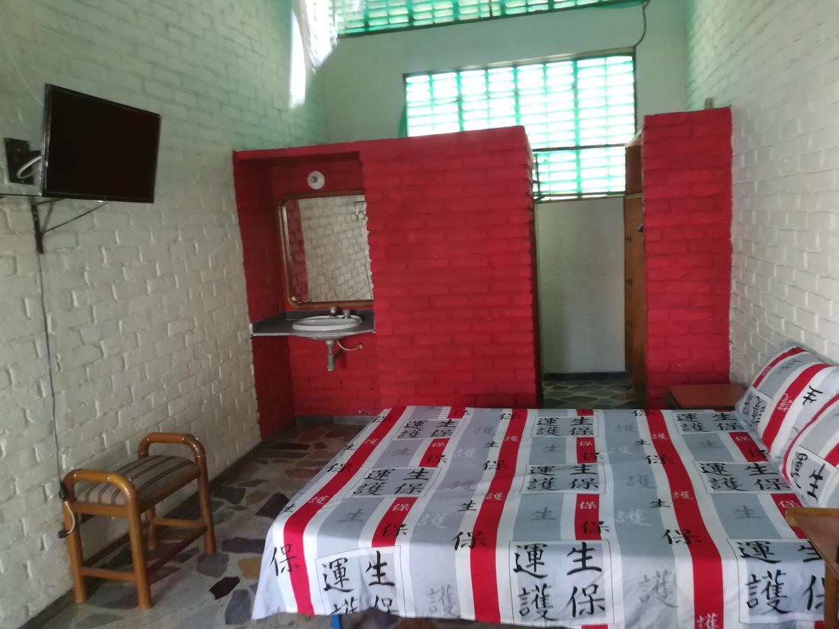 Hotel Sael Токайма Екстериор снимка